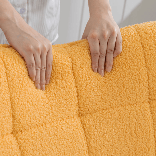 HOMCOM Poltrona Baloiço Poltrona de Sala de Estar Oscilação de 40° com Pés de Madeira de Faia e Estrutura de Aço para Dormitório Carga Máxima 120 kg 71x98x101 cm Amarelo