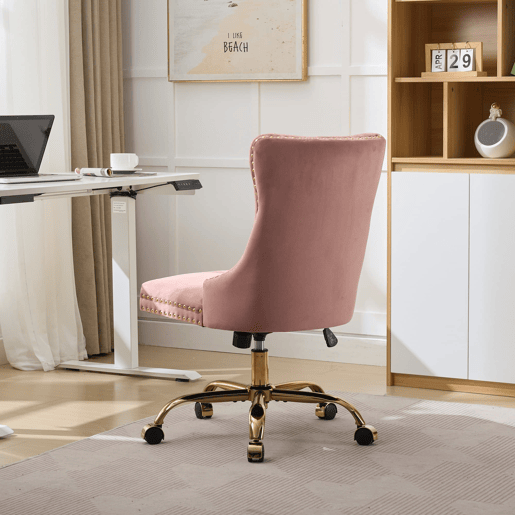Cadeira de escritório - moderna, estofada em veludo com botões - base metálica dourada - rosa