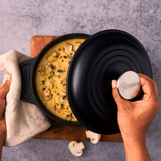Forno Holandês Indução Ferro Fundido Curado 20cm  1,9L Panela sem PTFE e PFOA, Victoria 31114