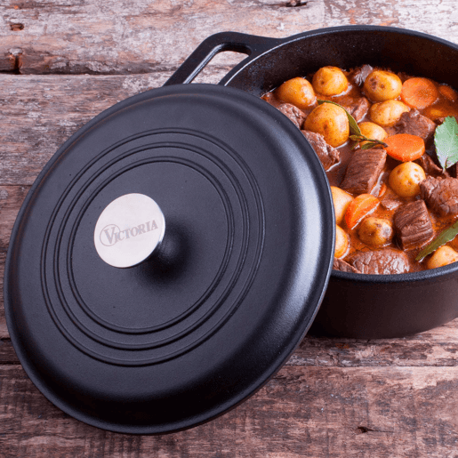 Forno Holandês Indução Ferro Fundido Curado 29cm  6,6L Panela sem PTFE e PFOA, Victoria 35709