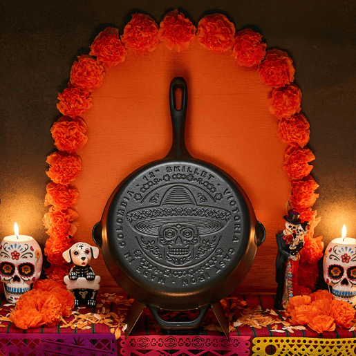 Frigideira de Ferro Fundido Curado 30 cm Day of the Dead La Calaca Adequada para Indução, Fogo, Churrasqueira, Forno, SKS32791