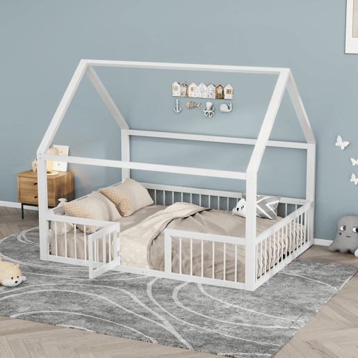 Cama metálica 140x200 cm - Estrutura de ferro, sem colchão, com adornos - Branco