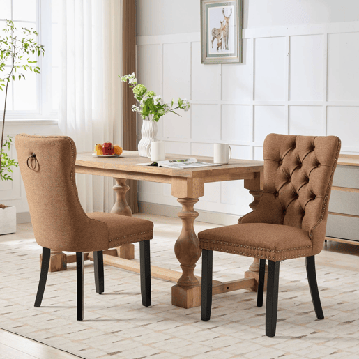 Cadeira de sala de jantar estofada, 2 unidades - Moderna, encosto capitoné, pernas de madeira, acabamentos - Café