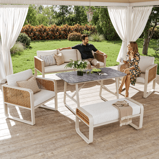 Conjunto de jardim com sofá,2 poltronas e mesa,bege
