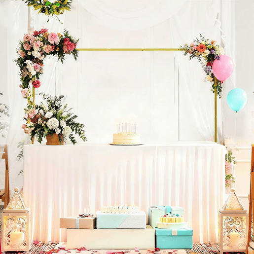 Outsunny Arco de Jardim para Rosas em Metal 200x200 cm Arco de Casamento Quadrado com Estacas em Forma de U Resistente às Intempéries para Plantas Trepadeiras Decoração de Pátio e Terraço Dourado