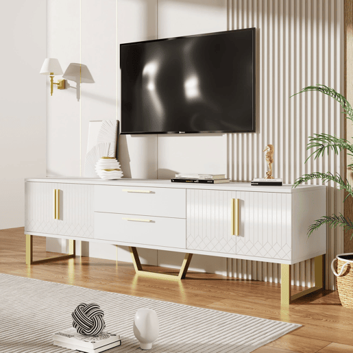 Móvel de TV alto brilho - portas texturizadas, detalhes dourados, arrumação - Branco