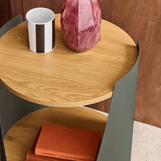 Mesa lateral, mesa de cabeceira em metal e madeira com rodas Verde - 40x39.5x47.5 cm