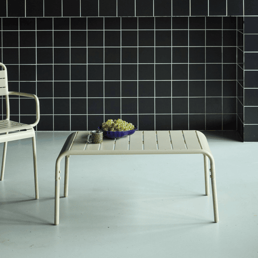 Mesa de centro de jardim bistrô quadrada em aço, 90cm, Amelia, Bege, 90x50x40 cm