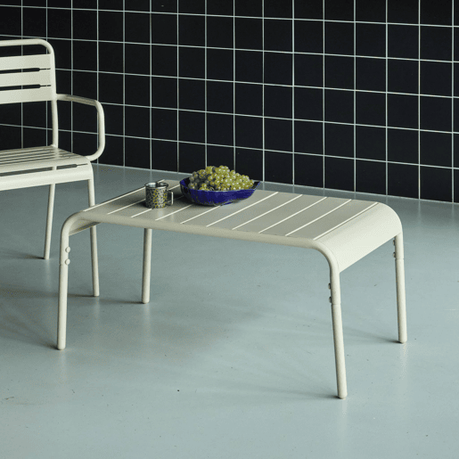 Mesa de centro de jardim bistrô quadrada em aço, 90cm, Amelia, Bege, 90x50x40 cm
