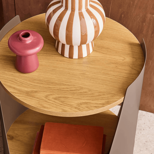 Mesa lateral, mesa de cabeceira em metal e madeira com rodas Castanho - 40x39.5x47.5 cm