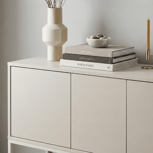 Armário baixo Boxholm com 3 portas 120x30x55 cm Cor areia en.casa Armário baixo Boxholm com 3 portas 120x30x55 cm Cor areia en.casa