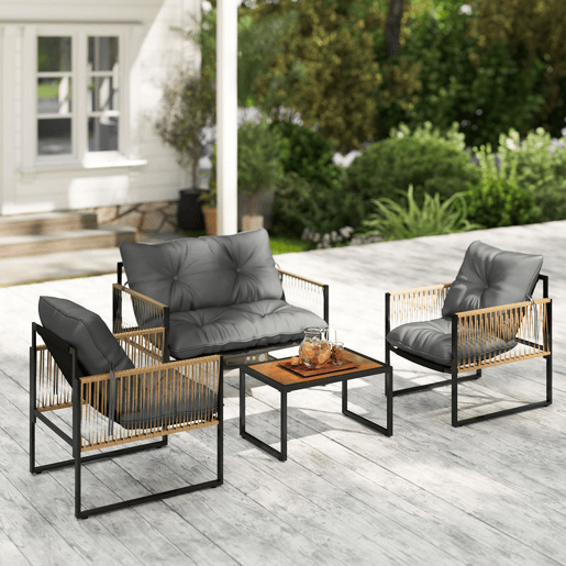 Outsunny Conjunto de Jardim Exterior de Vime Móveis de Jardim de 4 Peças Móveis de Terraço com 1 Sofá de 2 Lugares 2 Poltronas Almofadas e 1 Mesa com Tampo de Vidro para Pátio Cinzento e Castanho