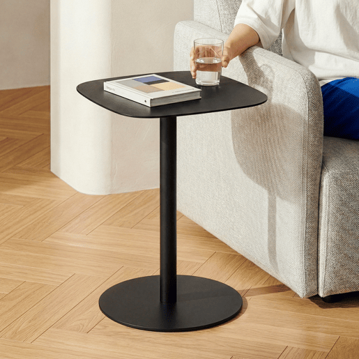 Mesa de apoio Nastätten interiorexterior quadrada 50x40x40 cm Preto en.casa