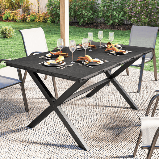 Outsunny Mesa de Jantar Retangular para Jardim, Mesa Exterior 150x90x74 cm com Tampo de HDPE Efeito Ripas e Estrutura Metálica para 6 Pessoas, Suporta até 50 kg, Preto