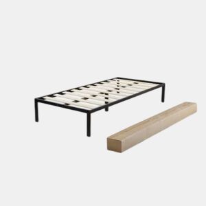 Cama box spring com estrutura metálica. Lâminas de alta qualidade de nível E0 q