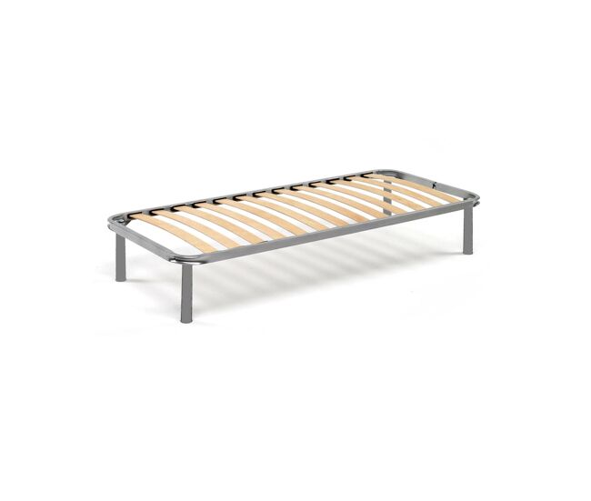 Rede de uma cama de madeira