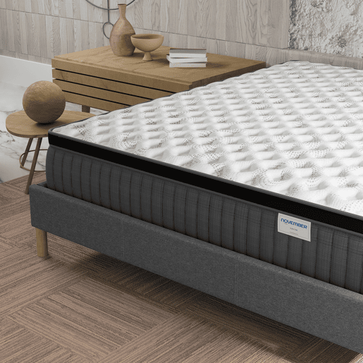 Colchão de 140x200cm com molas ensacadas e espuma viscoelástica, com 30cm de espessura