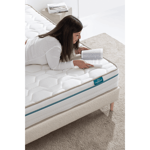 Colchão Leafsleep Nature Cloud One 190 x 135 cm u2014 Firmeza alta, núcleo em espuma e tecido Tencel.