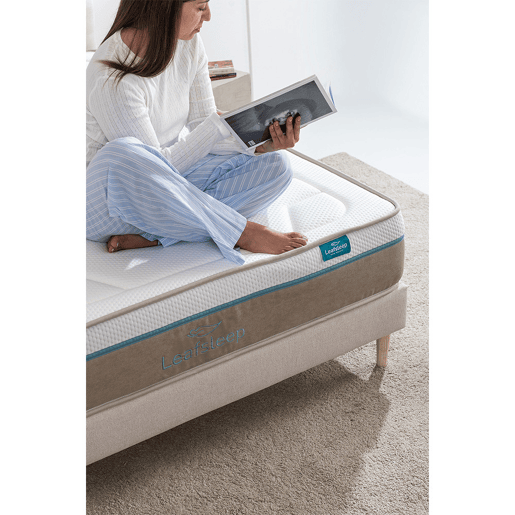 Colchão Leafsleep Nature Spring Visco 180 x 80 cm u2014 Espuma viscoelástica e molas ensacadas, firmeza médiau2011suave.